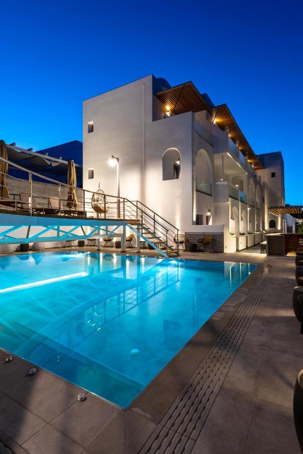 Deluxe Hotel Santorini Fira  Exterior photo