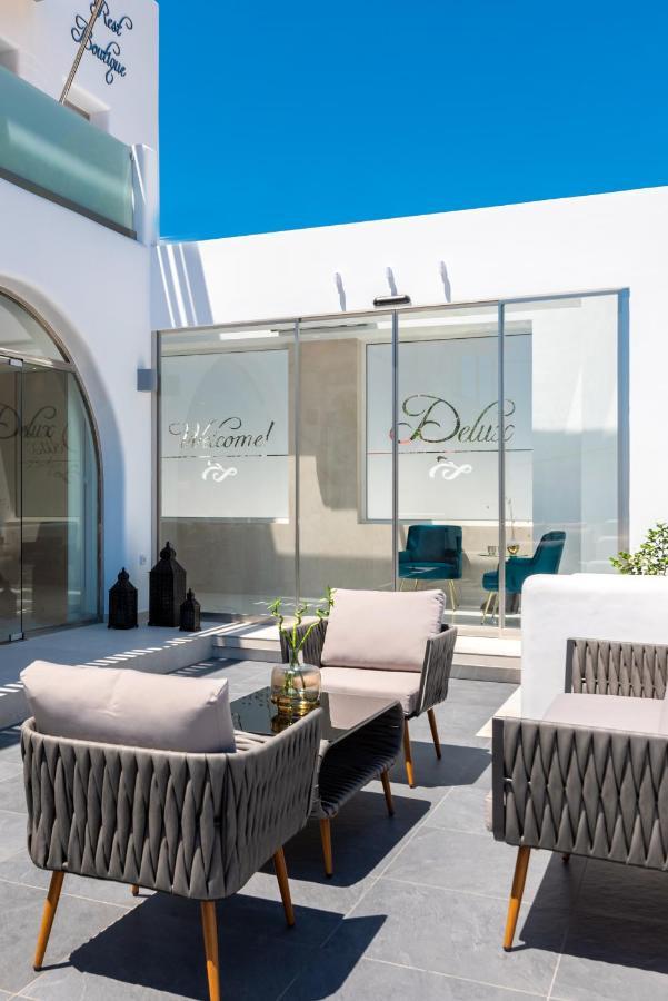 Deluxe Hotel Santorini Fira  Exterior photo