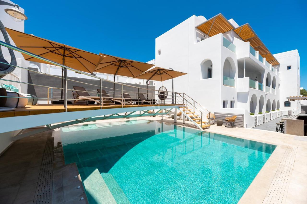 Deluxe Hotel Santorini Fira  Exterior photo