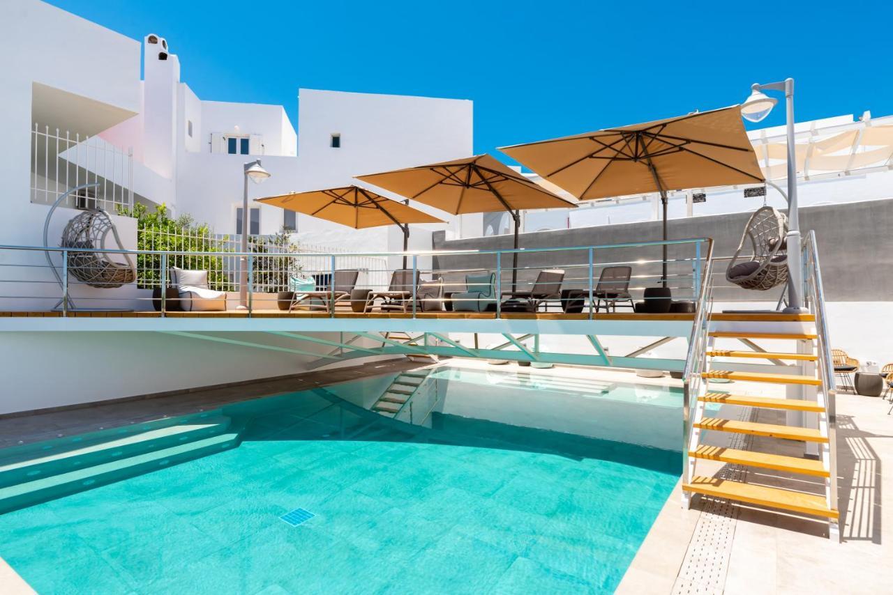 Deluxe Hotel Santorini Fira  Exterior photo
