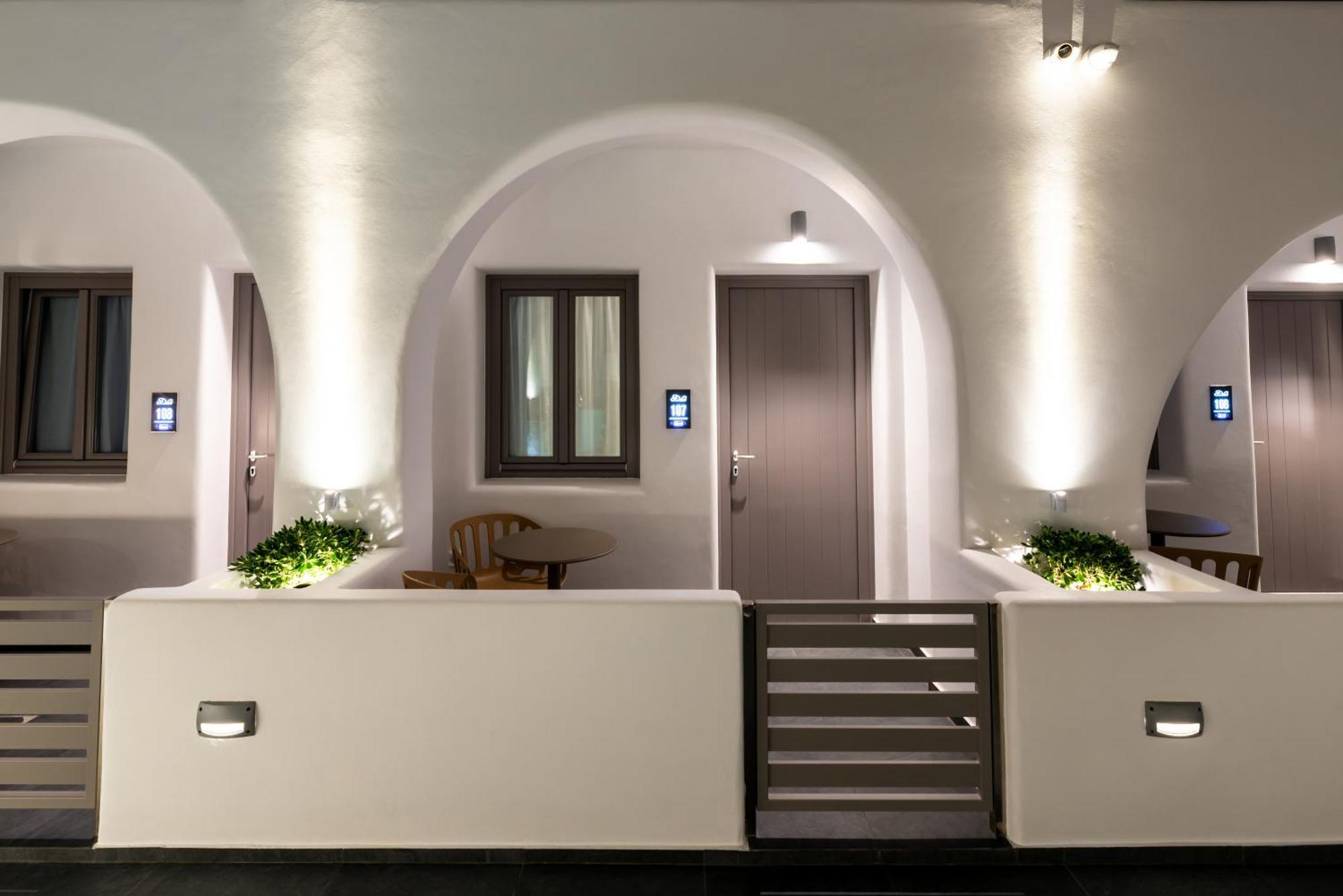 Deluxe Hotel Santorini Fira  Room photo