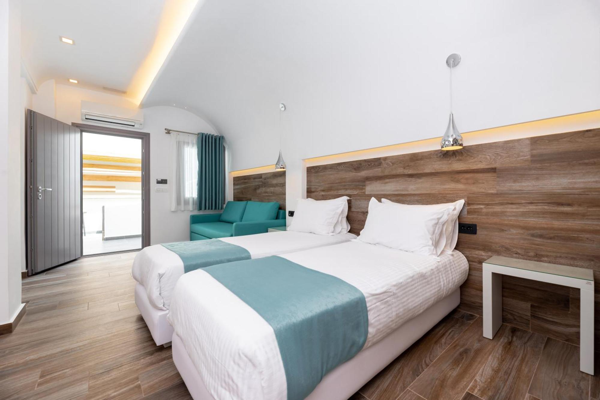 Deluxe Hotel Santorini Fira  Room photo